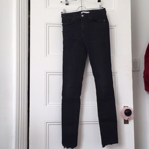 ZARA TRAFALUC FRAY BOTTOM JEANS